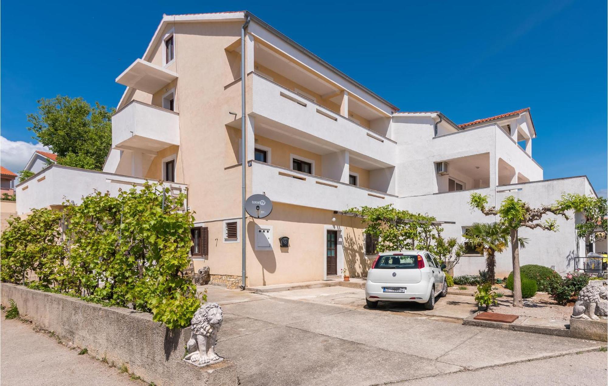 Gorgeous Apartment In Krk With Wifi 克尔克 外观 照片
