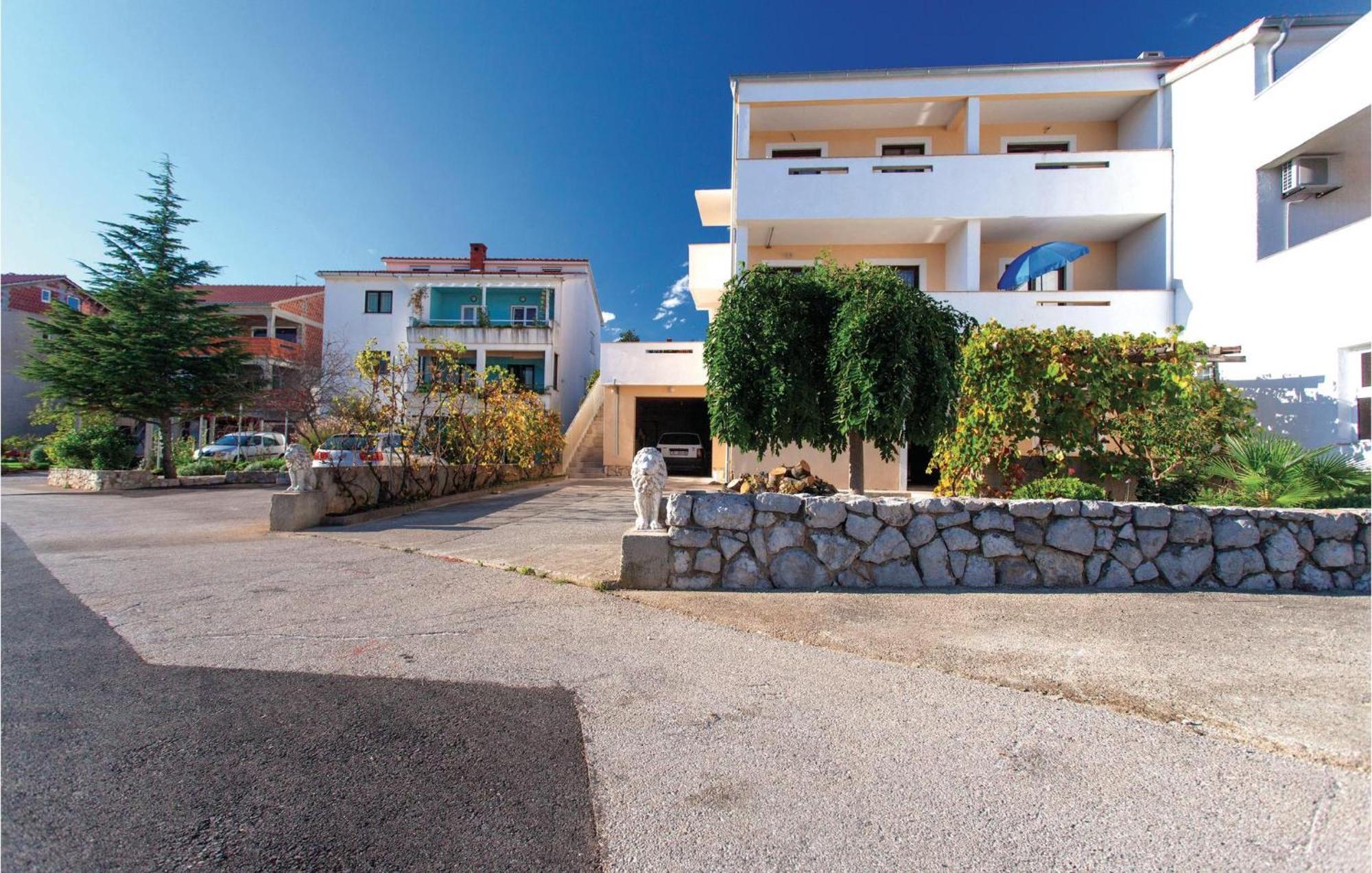 Gorgeous Apartment In Krk With Wifi 克尔克 外观 照片
